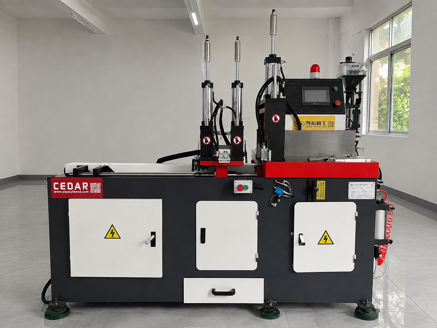 Automatic aluminum cutting equipment used in batch production